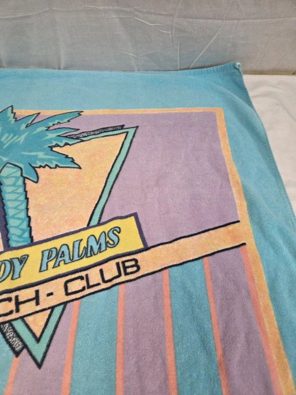 Vtg beach towel